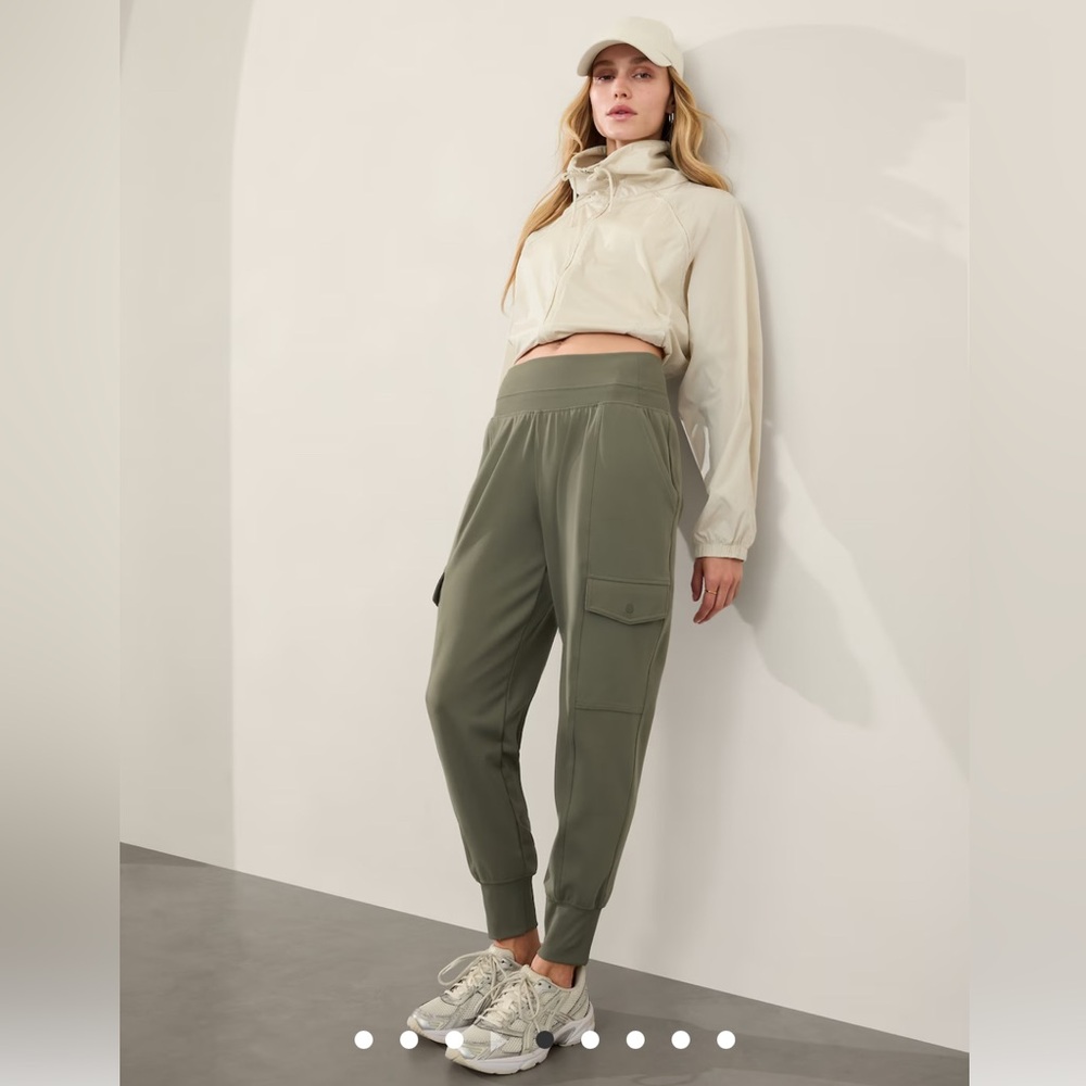 ATHLETA Venice High Rise Cargo Jogger